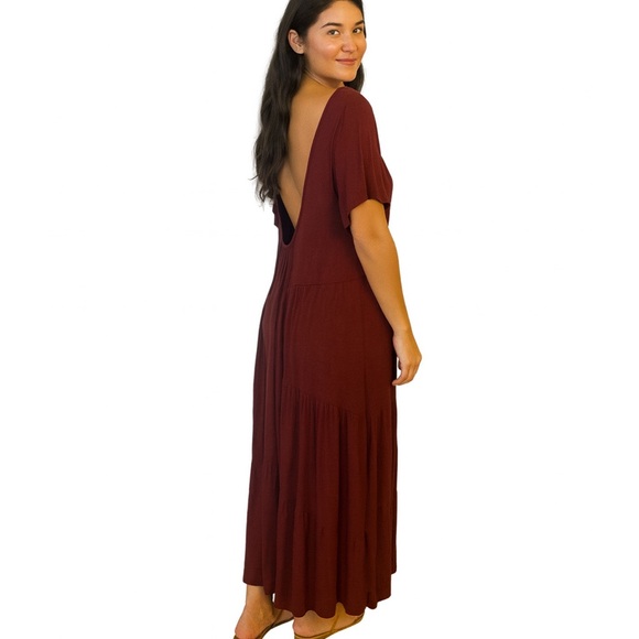 (A56) NEW Free People Beach tiered Burgundy Maxi Dress with drop back, NWOT, XS - Picture 1 of 8